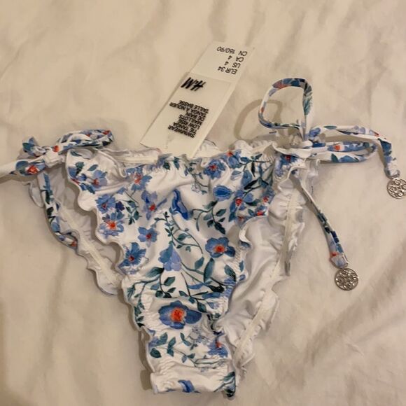 H&M Bikini Set. New. - Picture 8 of 16